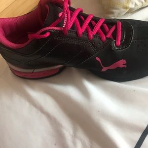 tazon 6 fm women's sneakers